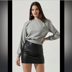 NWT ASTR the label 100% Cotton Sweatshirt with Shoulder Pads